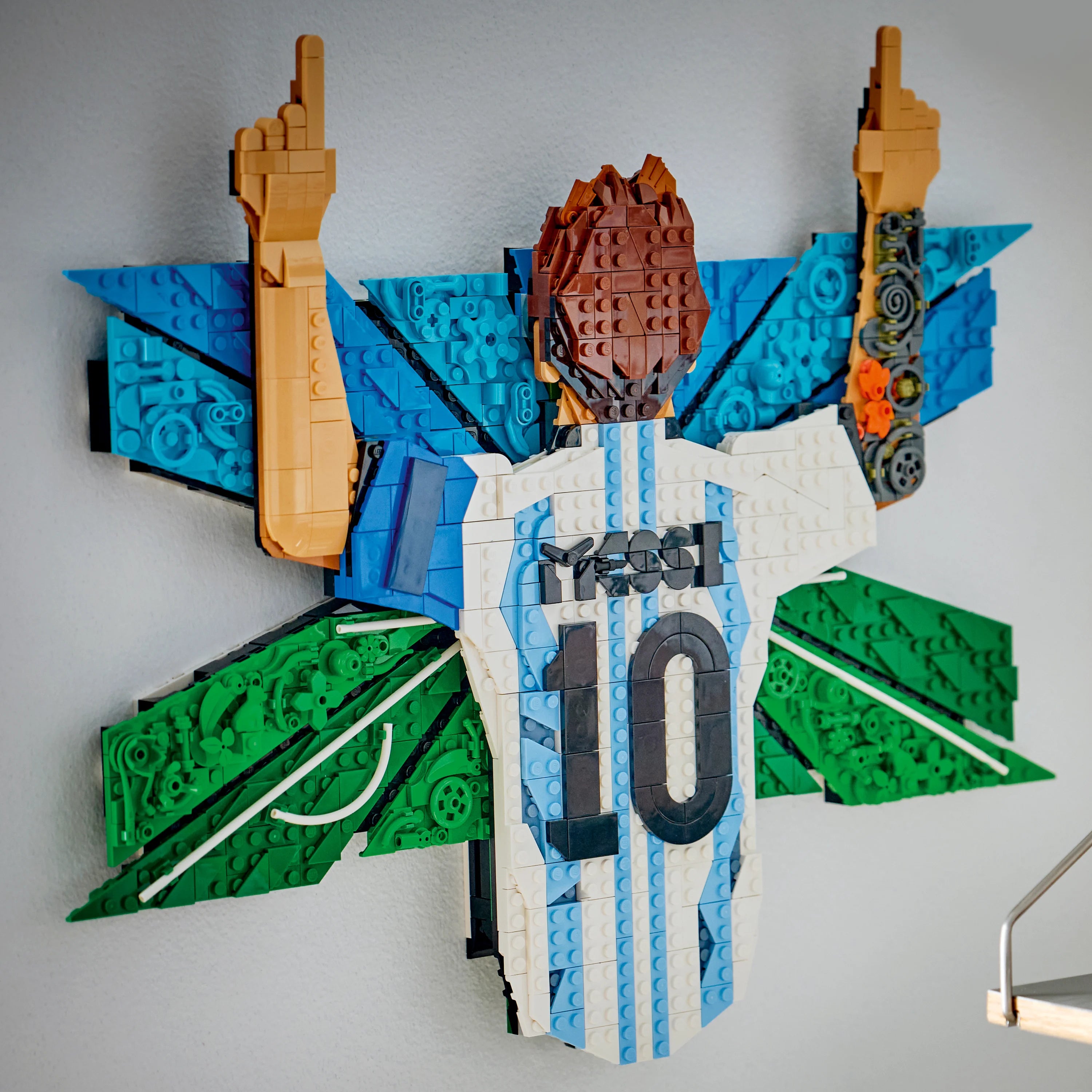 Lego® Editions Lionel Messi – Celebration Building Set 43018