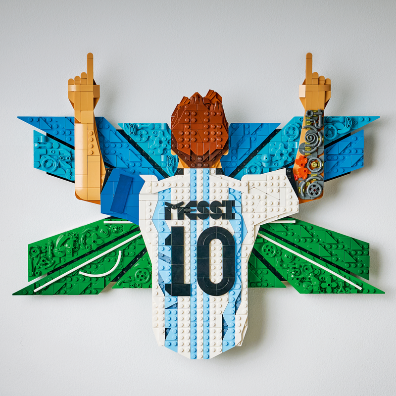 Lego® Editions Lionel Messi – Celebration Building Set 43018