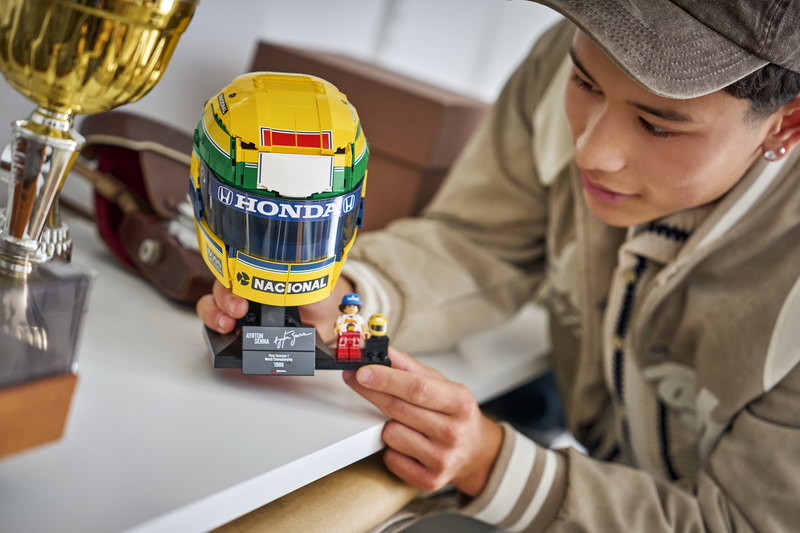 Lego Editions Ayrton Senna Helmet 43024