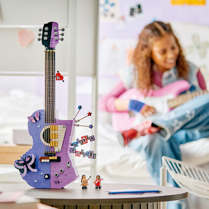 Lego® Editions Olivia Rodrigo’s Dual Guitar 43031