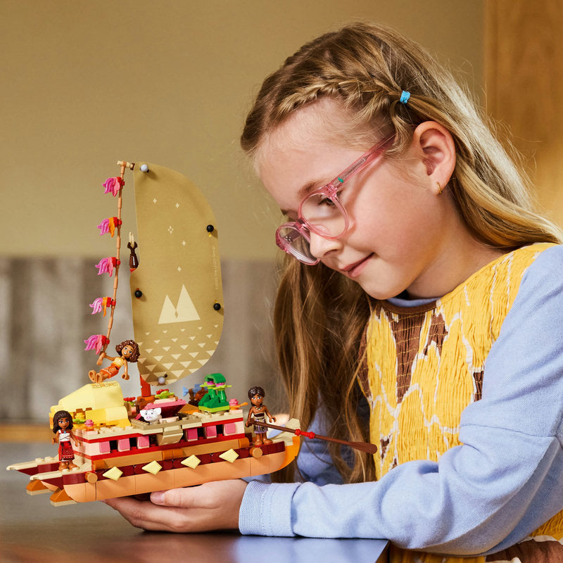 Lego® | Disney Moana’s Adventure Canoe 43270