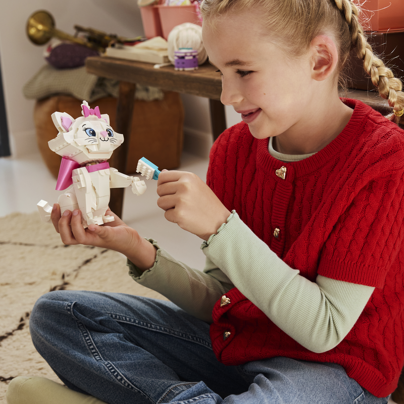 Lego® | Disney The Aristocats Adorable Marie 43286
