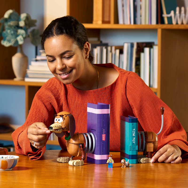 Lego | Disney And Pixar Toy Story Slinky Dog Bookends 43301