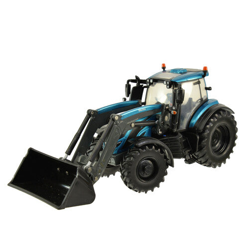 Britains 43352 Valtra T234 Tractor With Front Loader 1:32 And Accessories