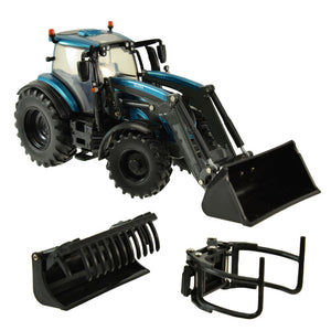 Britains 43352 Valtra T234 Tractor With Front Loader 1:32 And Accessories