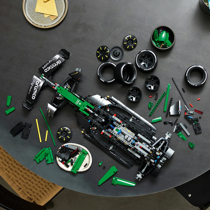Lego® Technic™ Aston Martin Aramco Amr25 F1® Car 42240