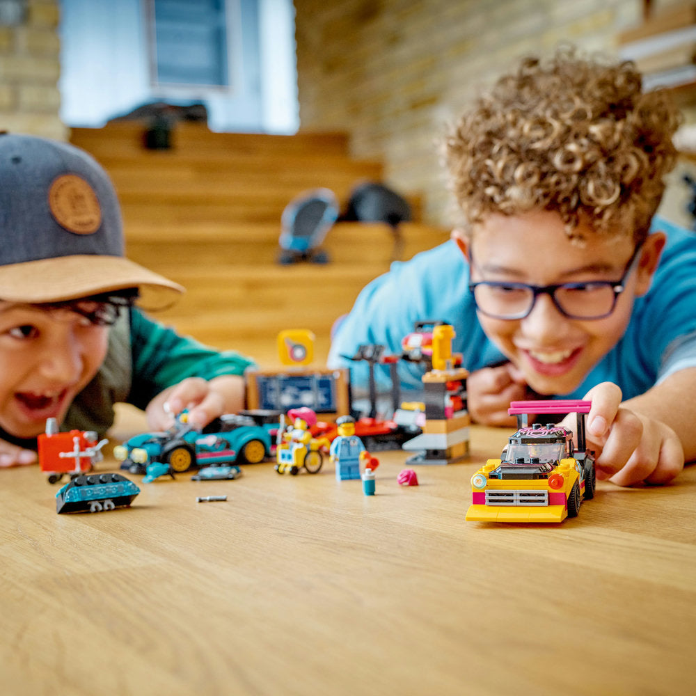 Lego® City Custom Car Garage 60389
