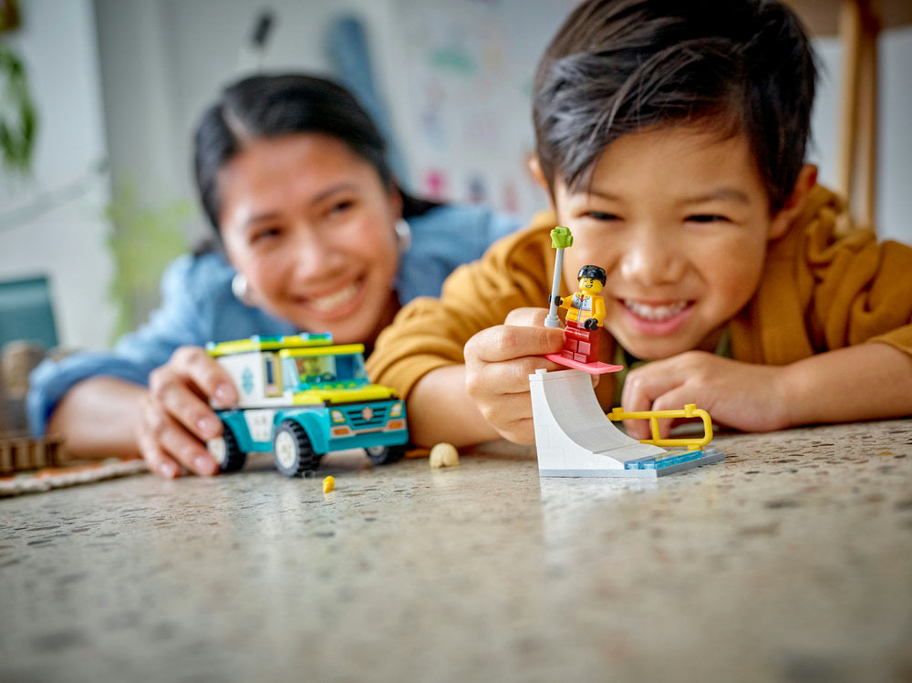 Lego City Ambulance And Snowboarder 60403
