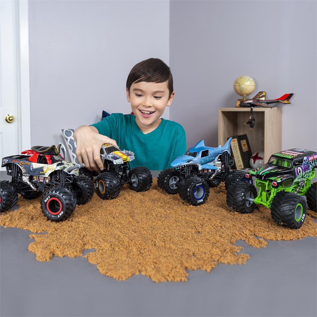 Monster Jam Collector Die-Cast Vehicle 1:24 Scale Assortment