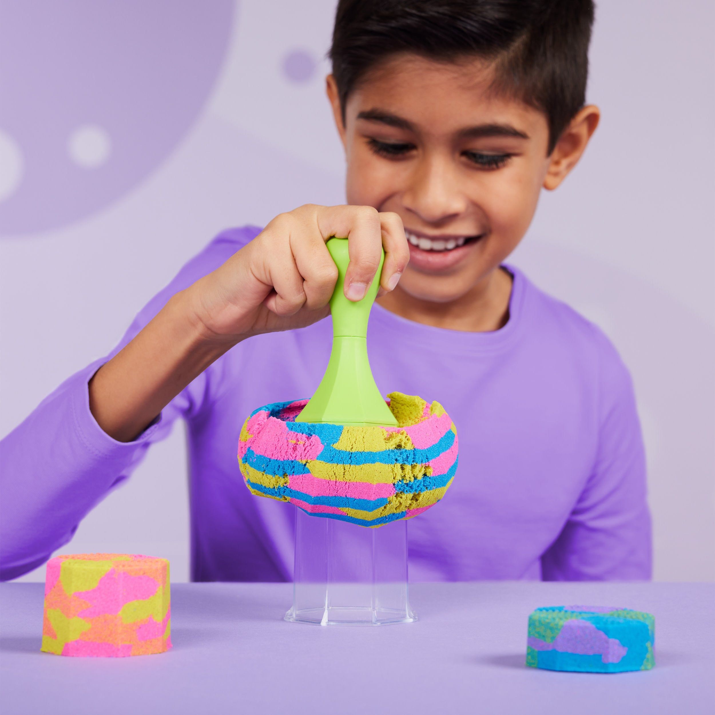 Kinetic Sand  Squish N’ Create