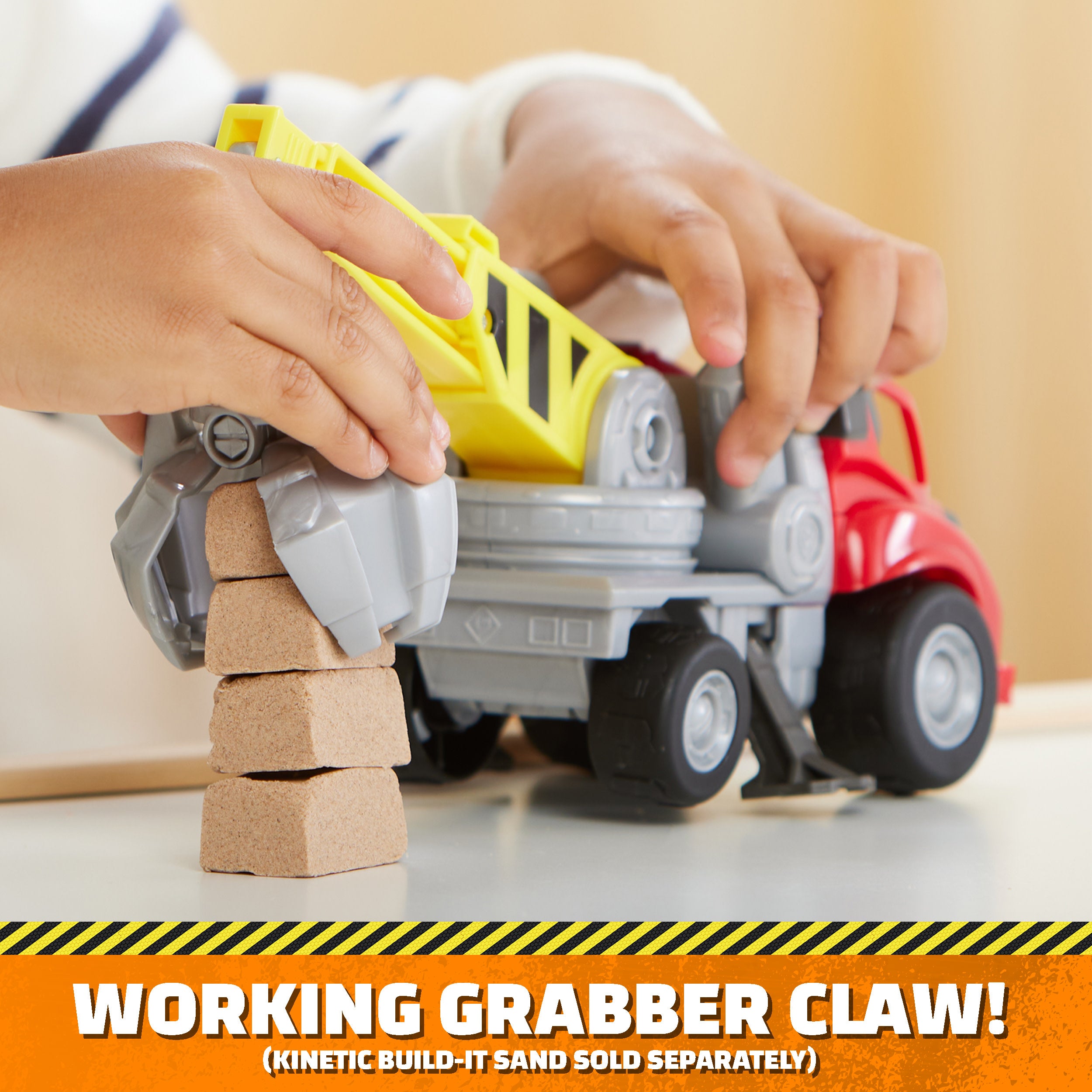 Rubble & Crew Charger’s Crane Grabber Toy Truck