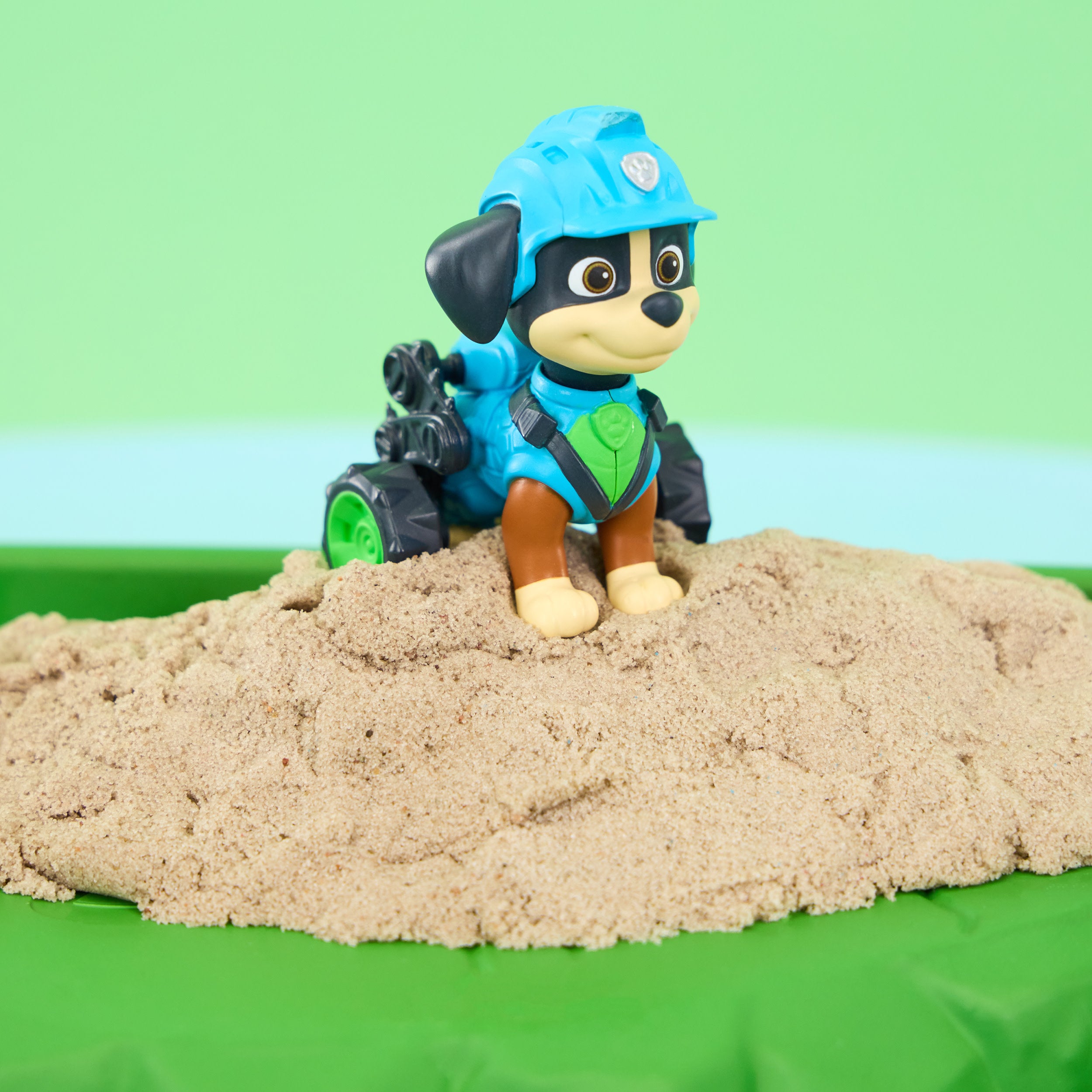 Kinetic Sand, Paw Patrol: The Dino Movie Gem Hunt Rescue Playset With Rex And Dinosaur Action Figures And 453 G Of Mouldable Play Sand