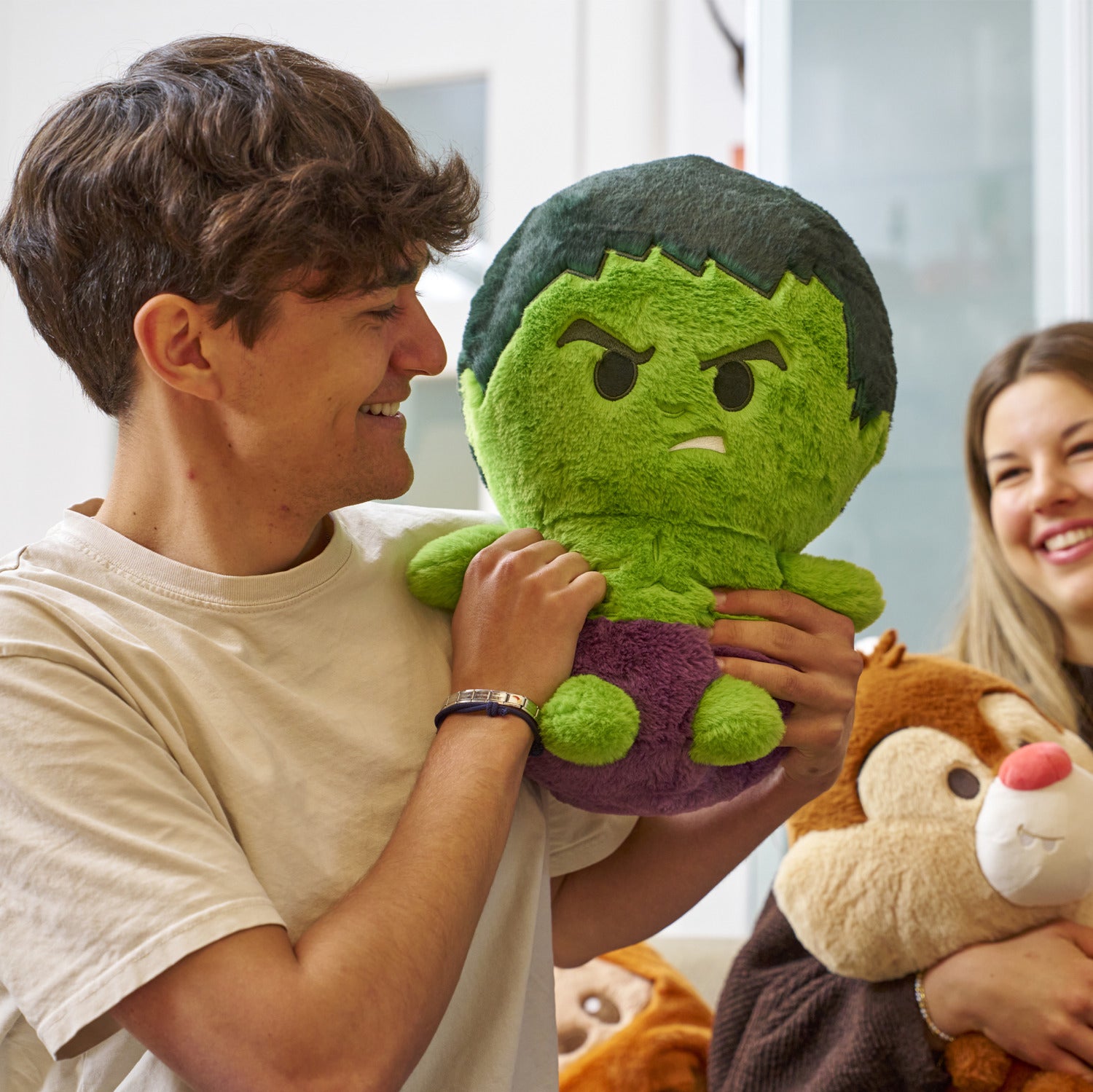 Disney Huggables Hulk 35Cm Plush