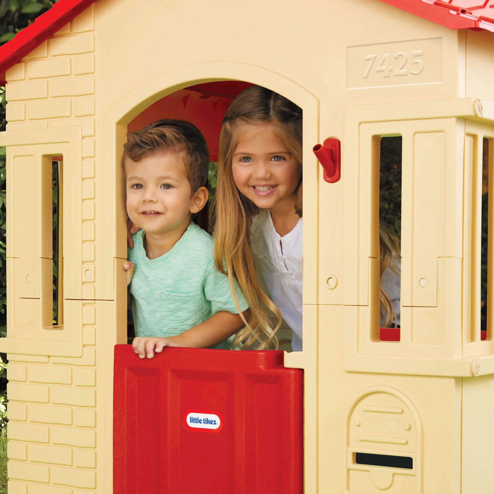 Little Tikes Cape Cottage Playhouse™ - Tan