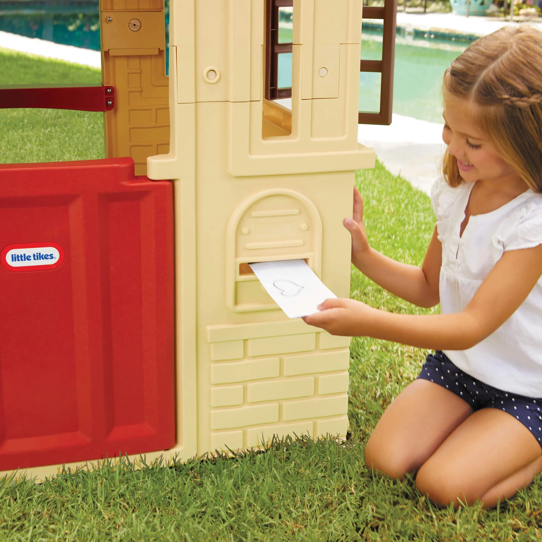 Little Tikes Cape Cottage Playhouse™ - Tan