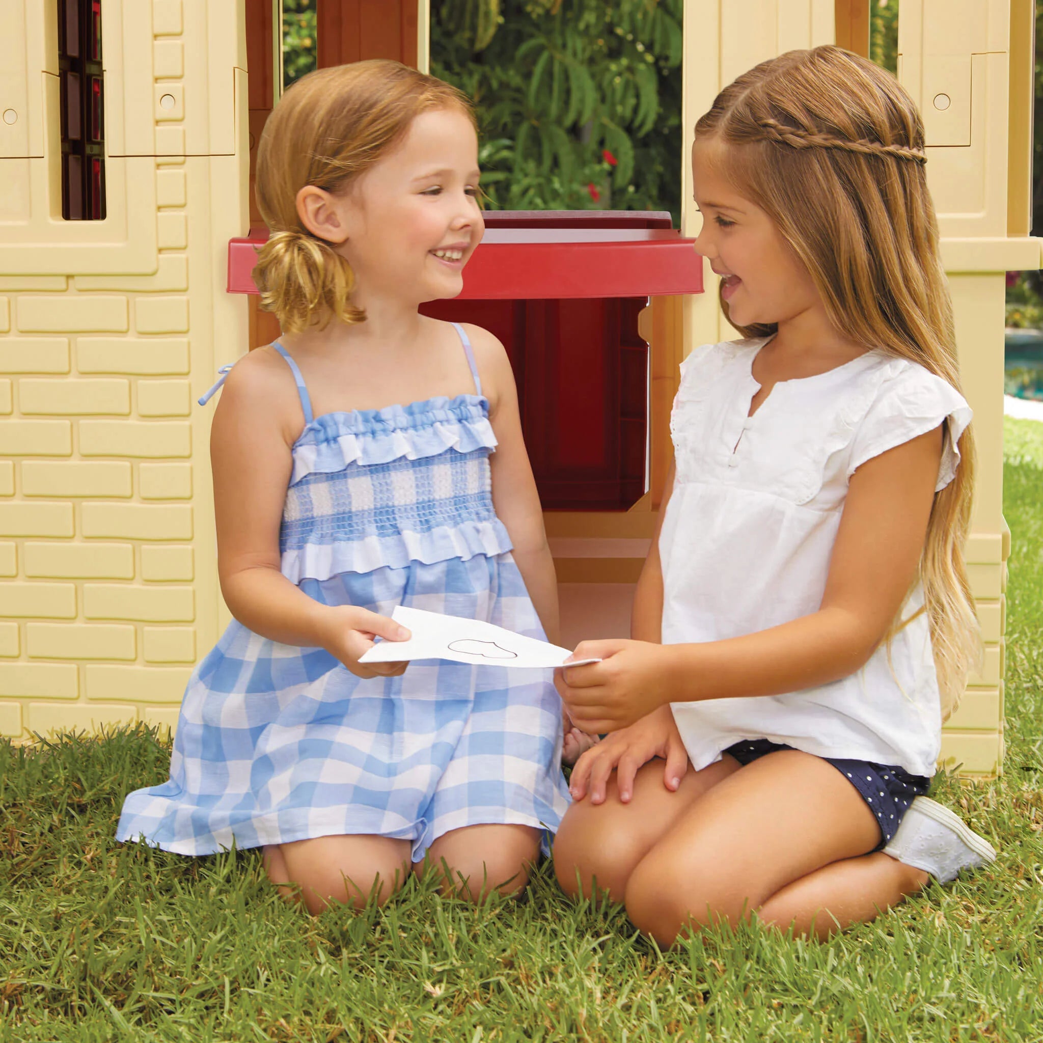 Little Tikes Cape Cottage Playhouse™ - Tan