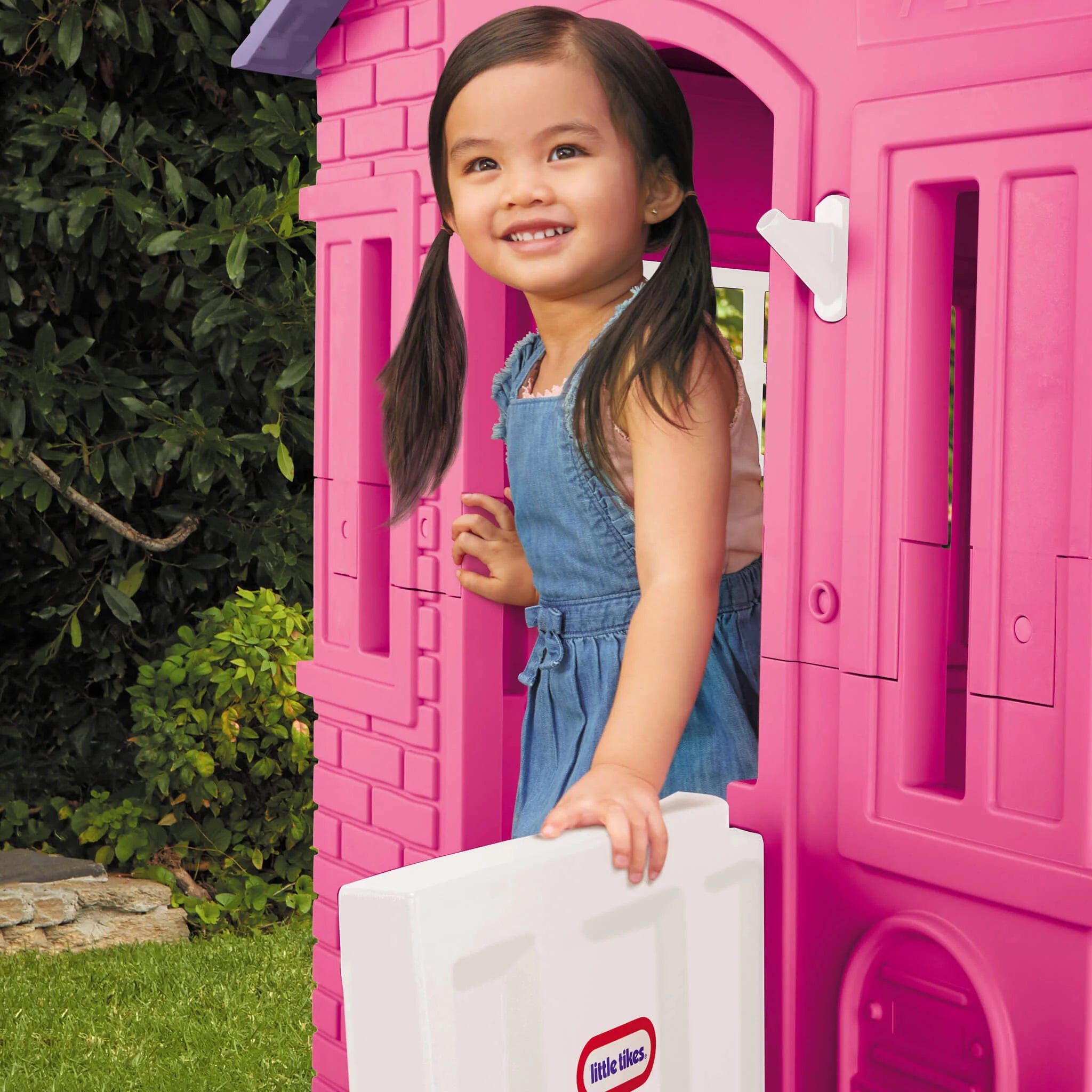 Little Tikes Cape Cottage Playhouse™ - Pink