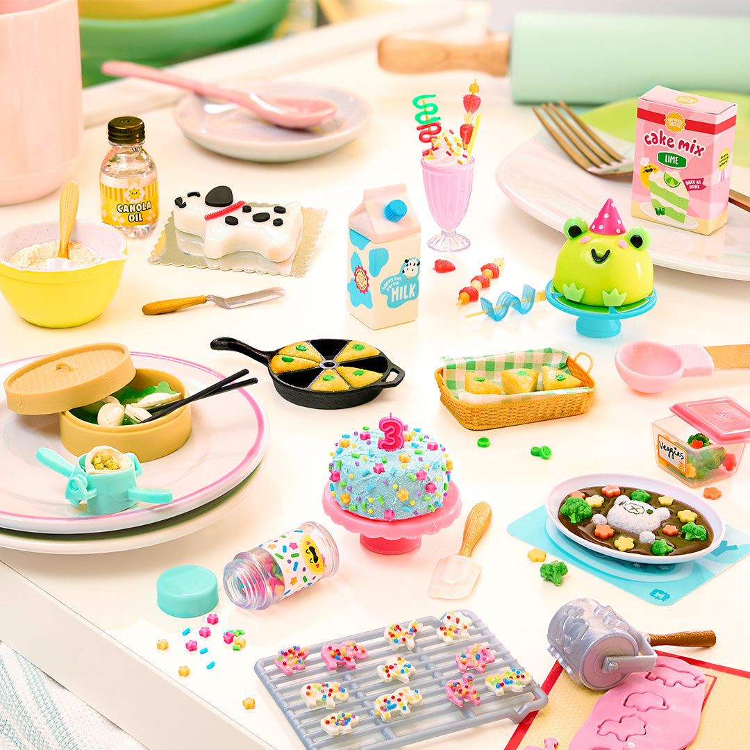 Mga's Miniverse- Make It Mini Diner From Scratch  Series 3 Assortment