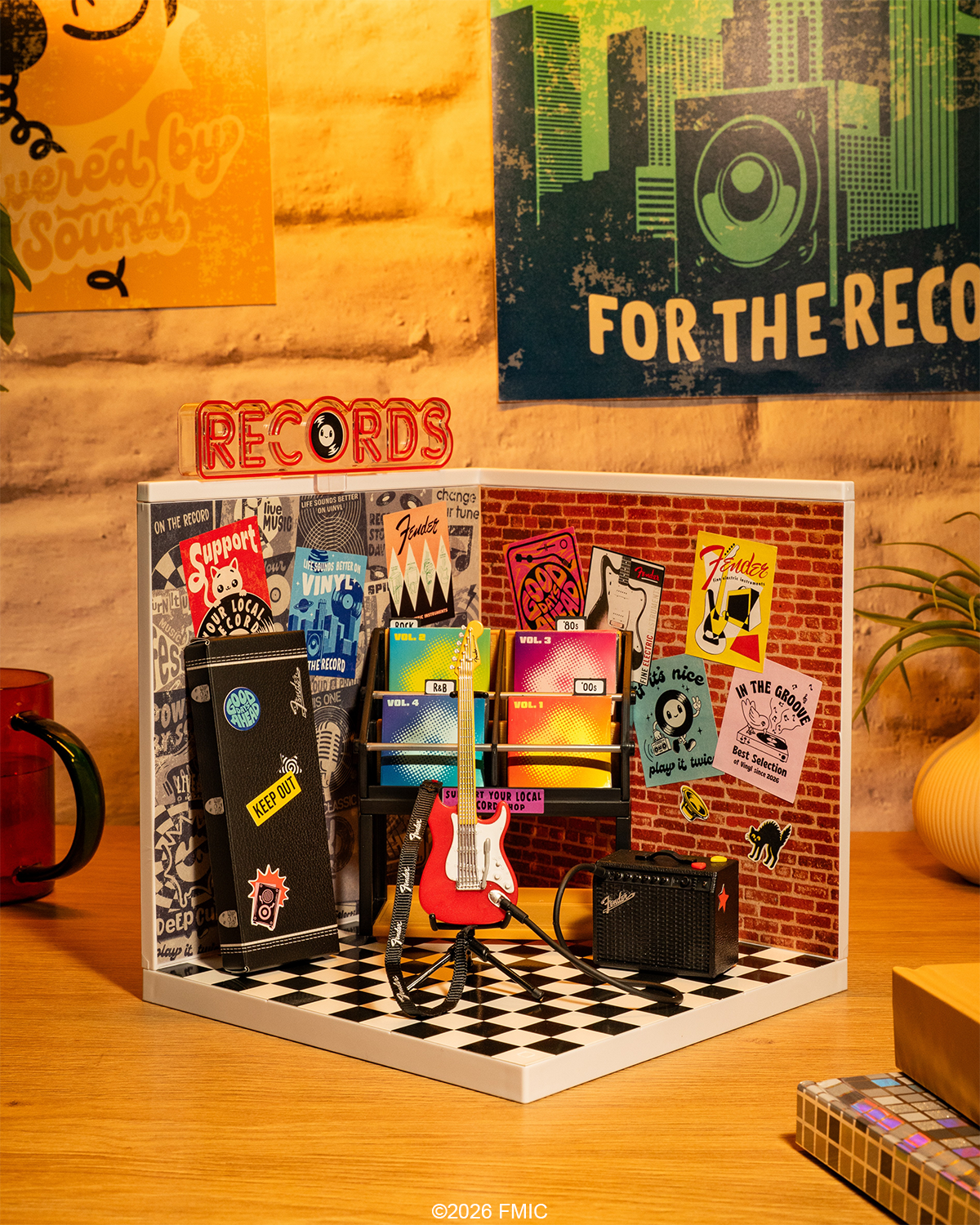 Mga's Miniverse: Make It Mini Spaces Record Shop
