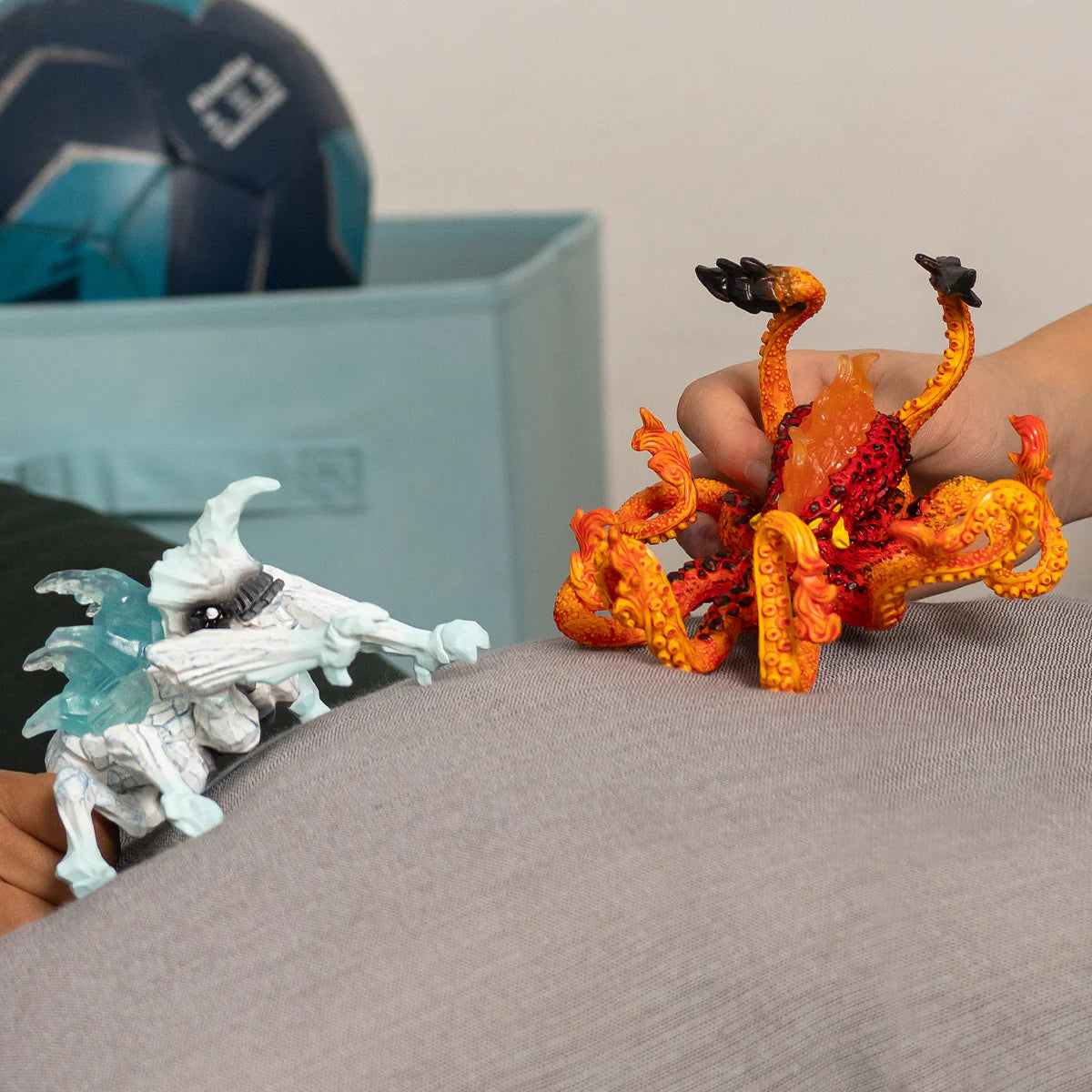 Schleich Eldrador Creatures 70826 Ice Bug Vs. Fire Kraken