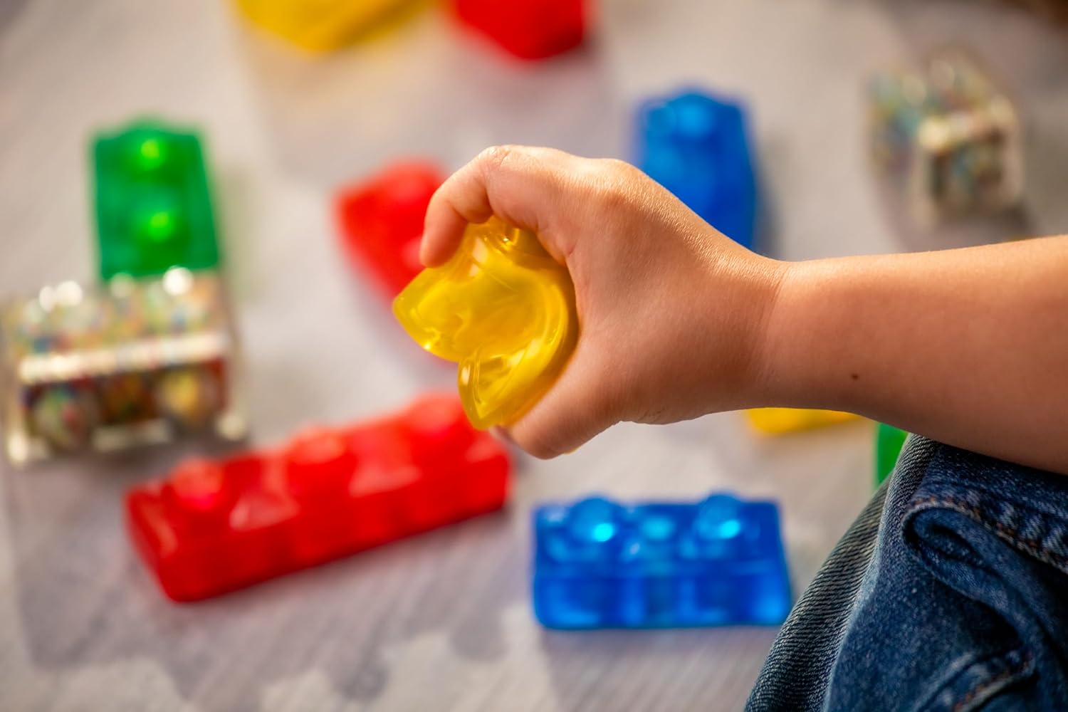 Jelly Blox Stash 'N Stack 2 In 1 Storage Box With 30 Sensory Building Blocks