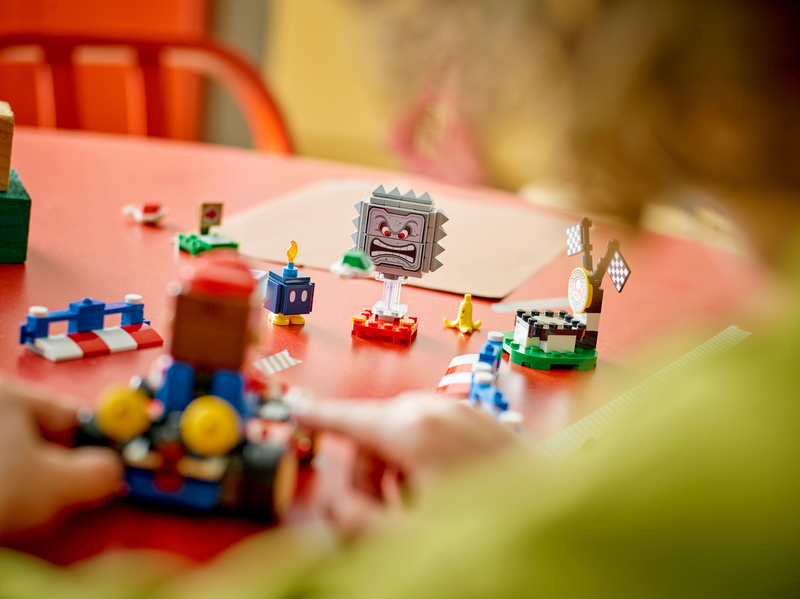 Lego® Super Mario™: Mario Kart™ – Interactive Lego® Mario™ & Standard Kart 72043