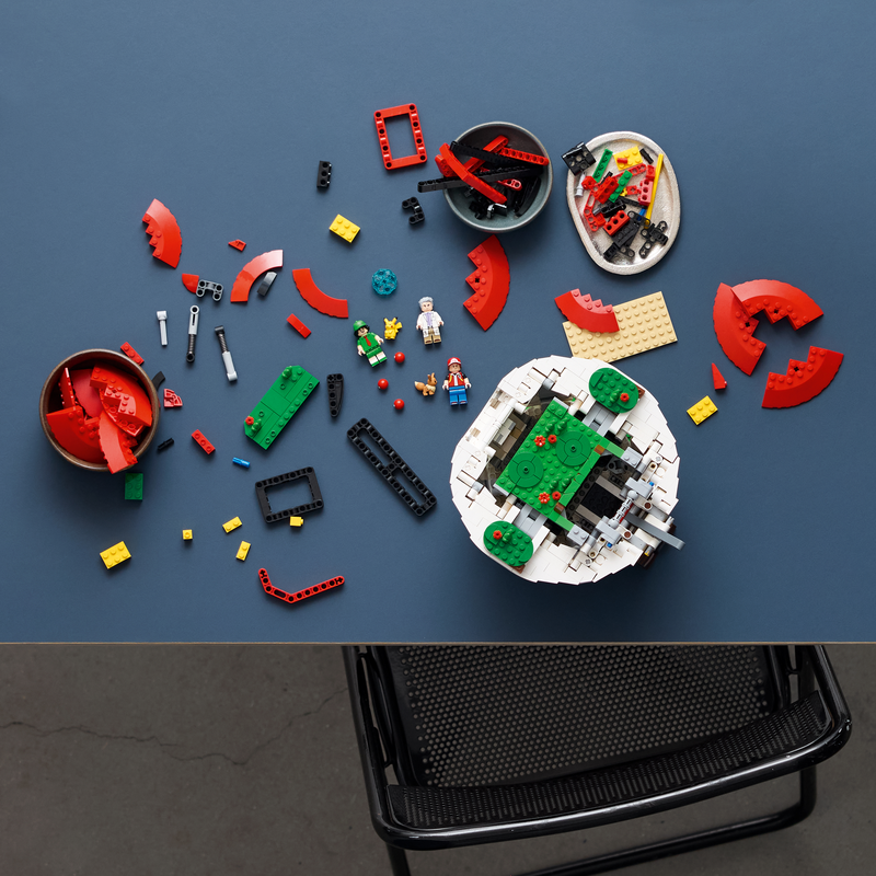 Lego Pokémon Iconic Trainer Moments Poké Ball 72154