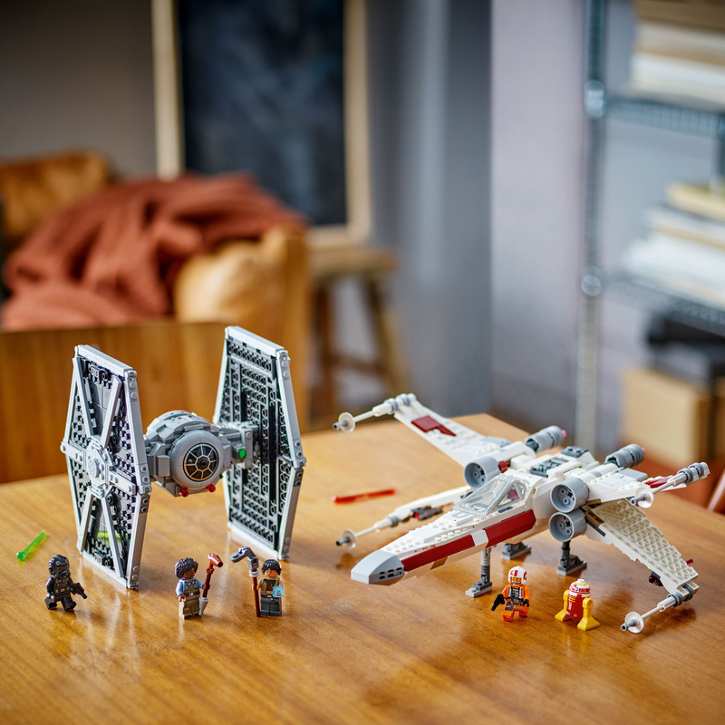 Lego® Star Wars™ Tie Fighter & X-Wing Mash-Up Set 75393