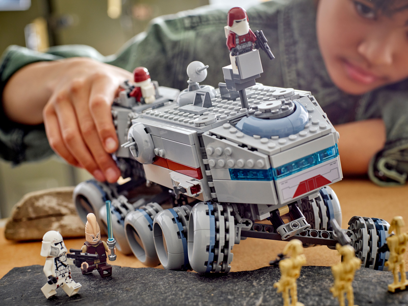 Lego® Star Wars: The Clone Wars™ Republic Juggernaut Set 75413