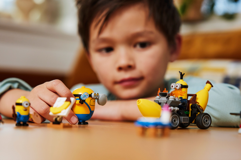 Lego Despicable Me 75580 Minions And Banana Car Toy Set