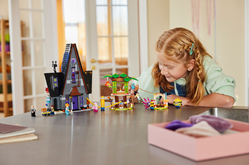 Lego Despicable Me 75583 Minions And Gru's Family Mansion Set