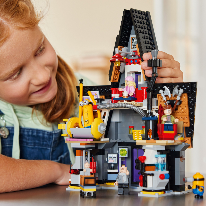 Lego Despicable Me 75583 Minions And Gru's Family Mansion Set