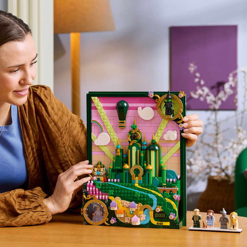 Lego Wicked Emerald City Wall Art Building Set 75685