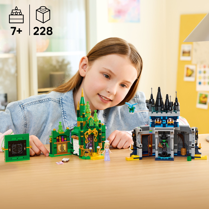 Lego Wicked Emerald City & Kiamo Ko Castle Toy 75689
