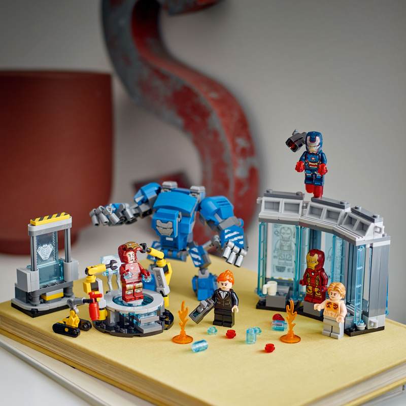 Lego Marvel Iron Man’s Laboratory: Hall Of Armour 76315