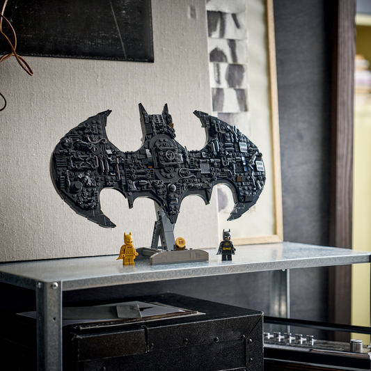 Lego Dc Batman Logo Superhero Toy Building Set 76330