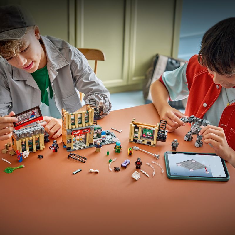 Lego® | Marvel Spider-Man Vs. Mysterio: The Daily Bugle 76342