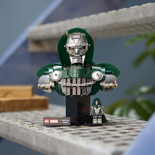 Lego Marvel Doctor Doom Bust Building Set 76345