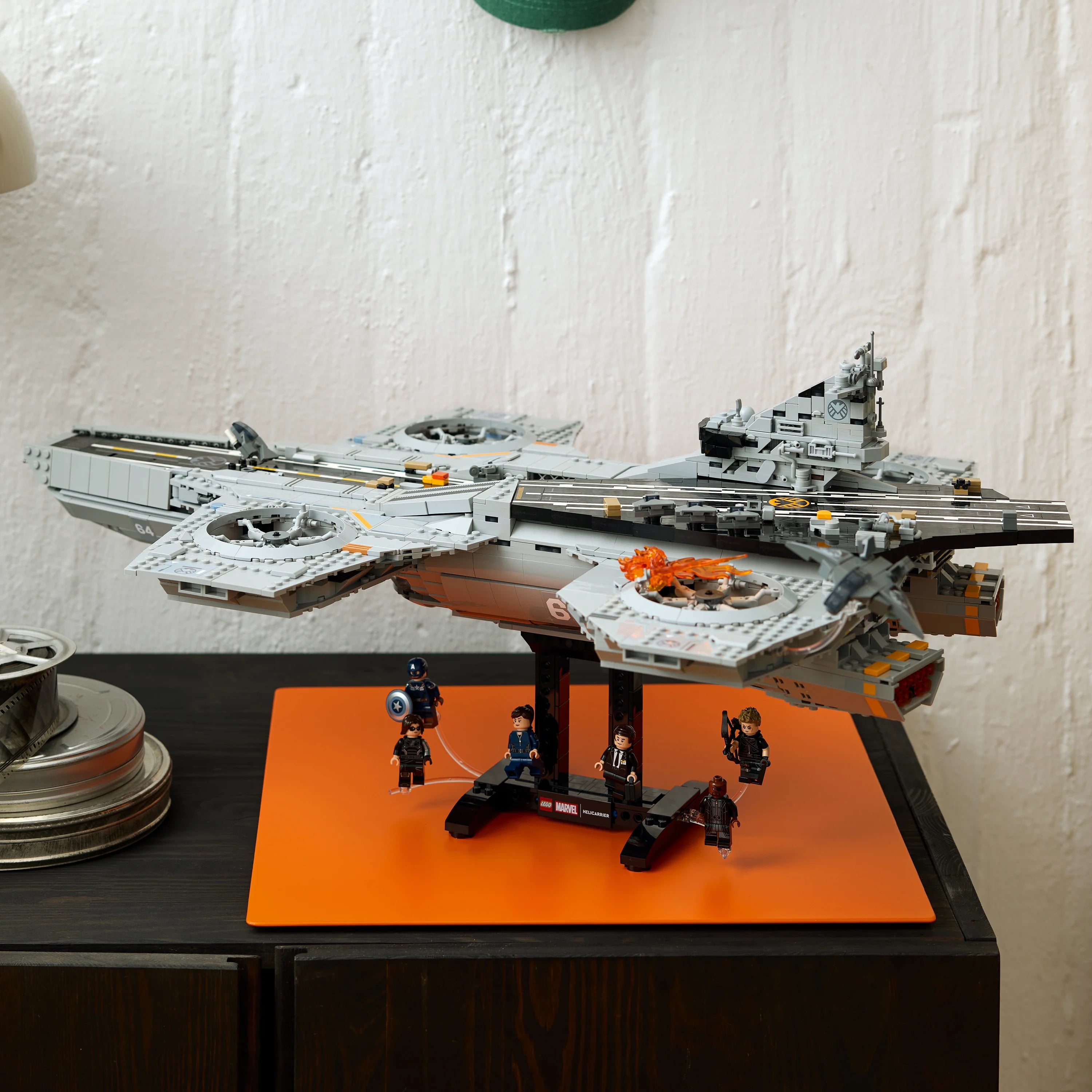 Lego | Marvel S.h.i.e.l.d. Helicarrier Model 76354