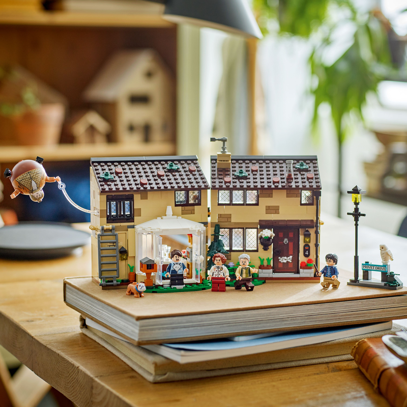 Lego® Harry Potter™ Privet Drive: Aunt Marge’s Visit, Buildable House 76451