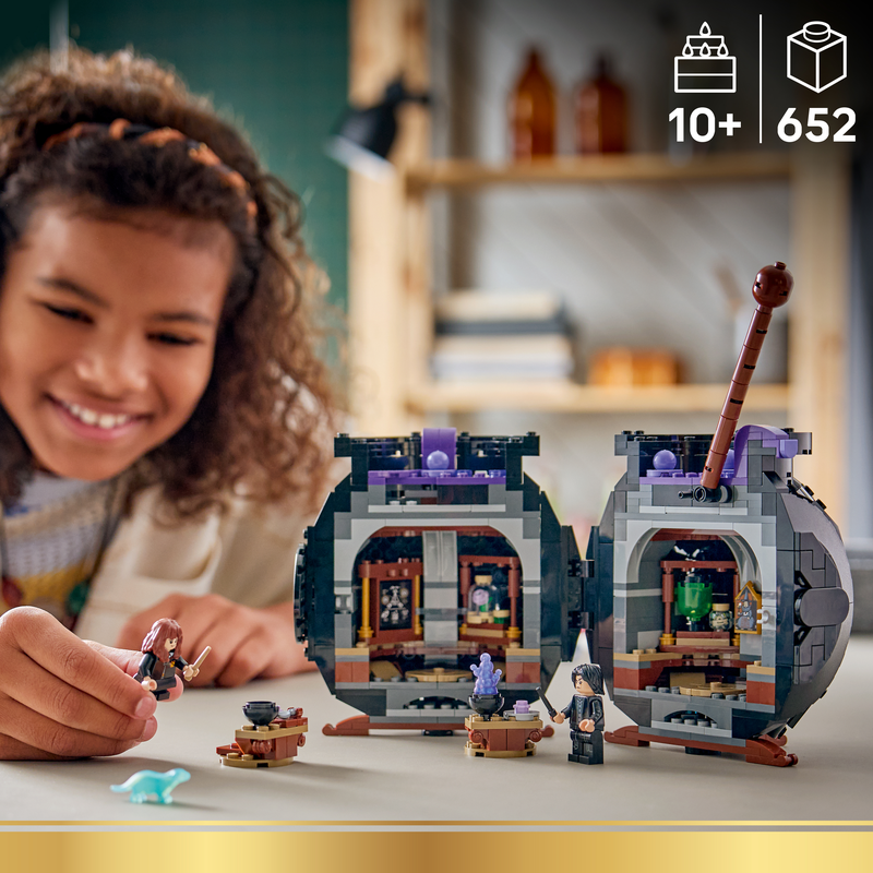 Lego® Harry Potter™ Cauldron: Secret Potions Classroom 76464