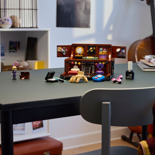 Lego Wednesday Thing’s Apartment Building Toy 76785