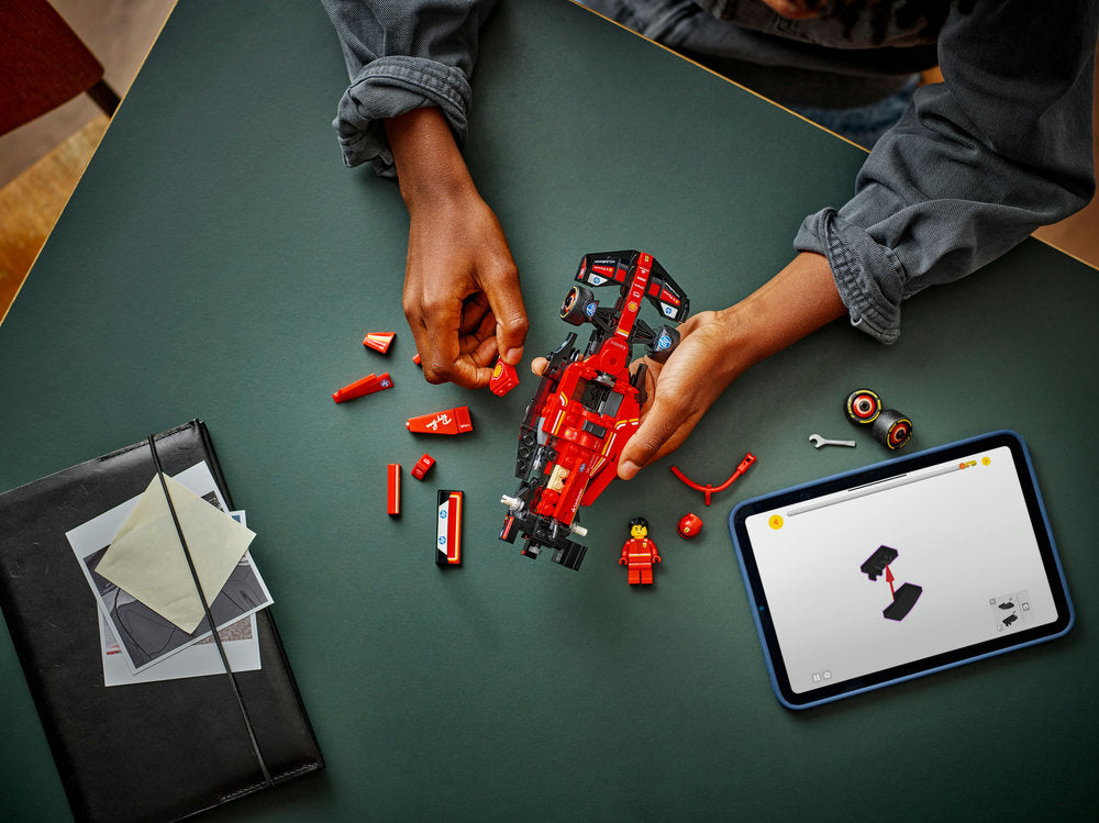 Lego Speed Champions Ferrari Sf-24 F1 Race Car 77242