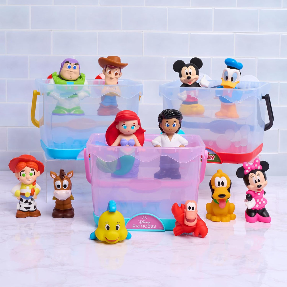 Disney Winnie The Pooh Bath Caddy With 5 Bath Toy Figures