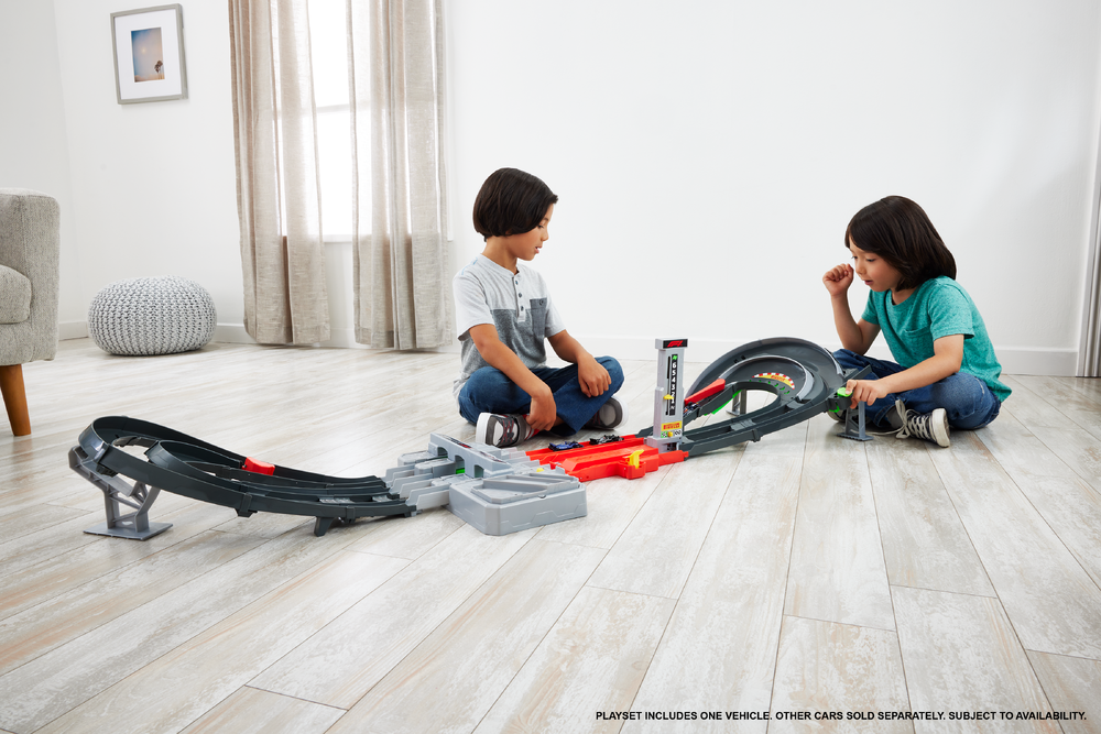 Hot Wheels Racing Formula 1 Grand Prix Circuit Track Set
