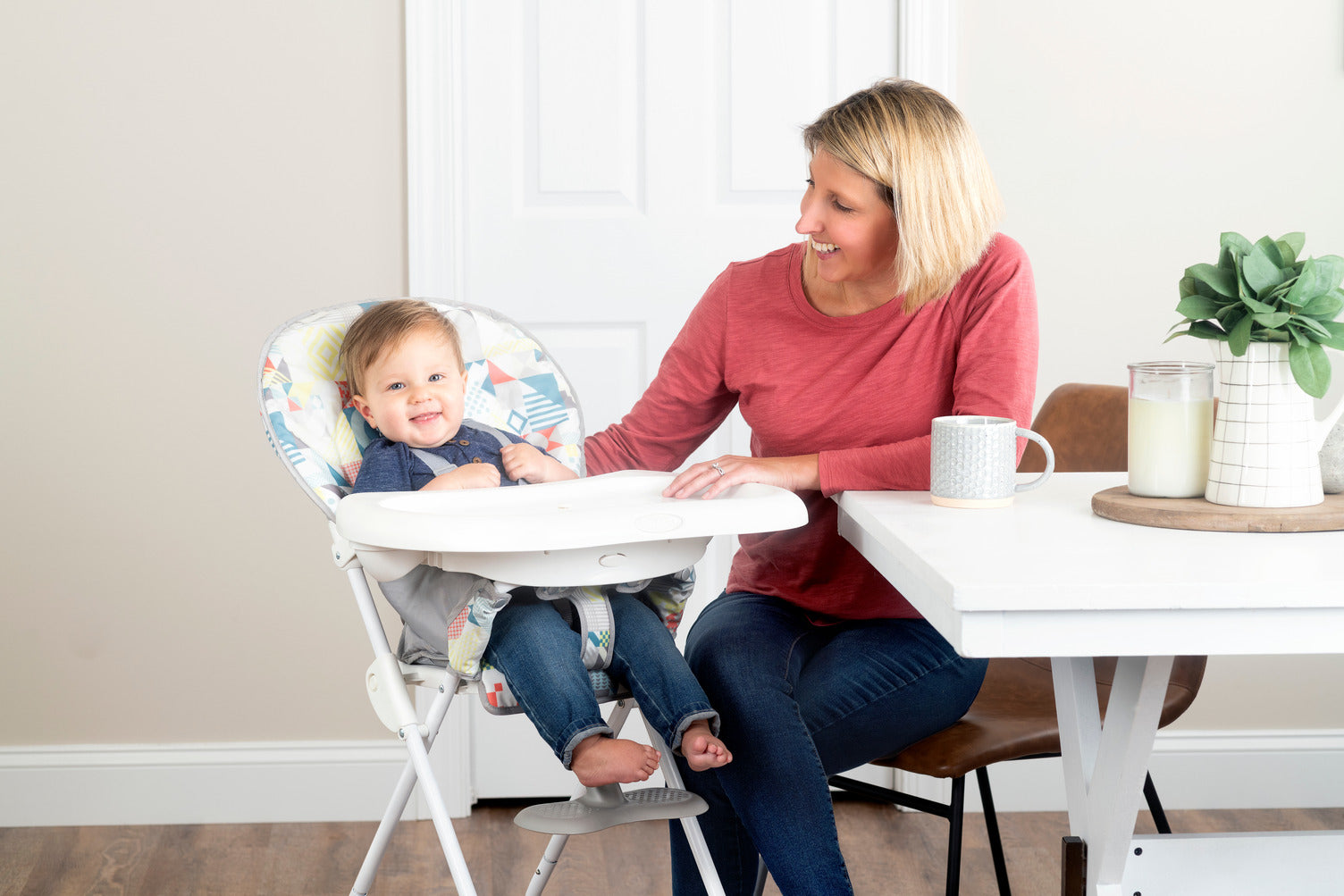 Graco Snack N Stow High Chair - Fruitella