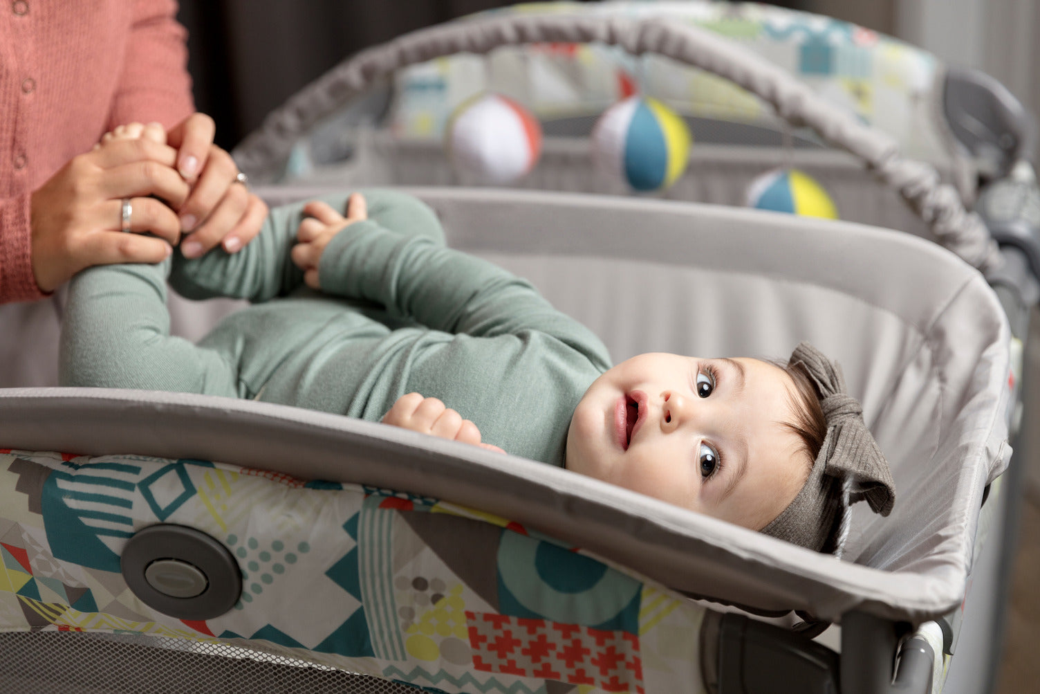 Graco Contour Electra Travel Cot - Little Adventures