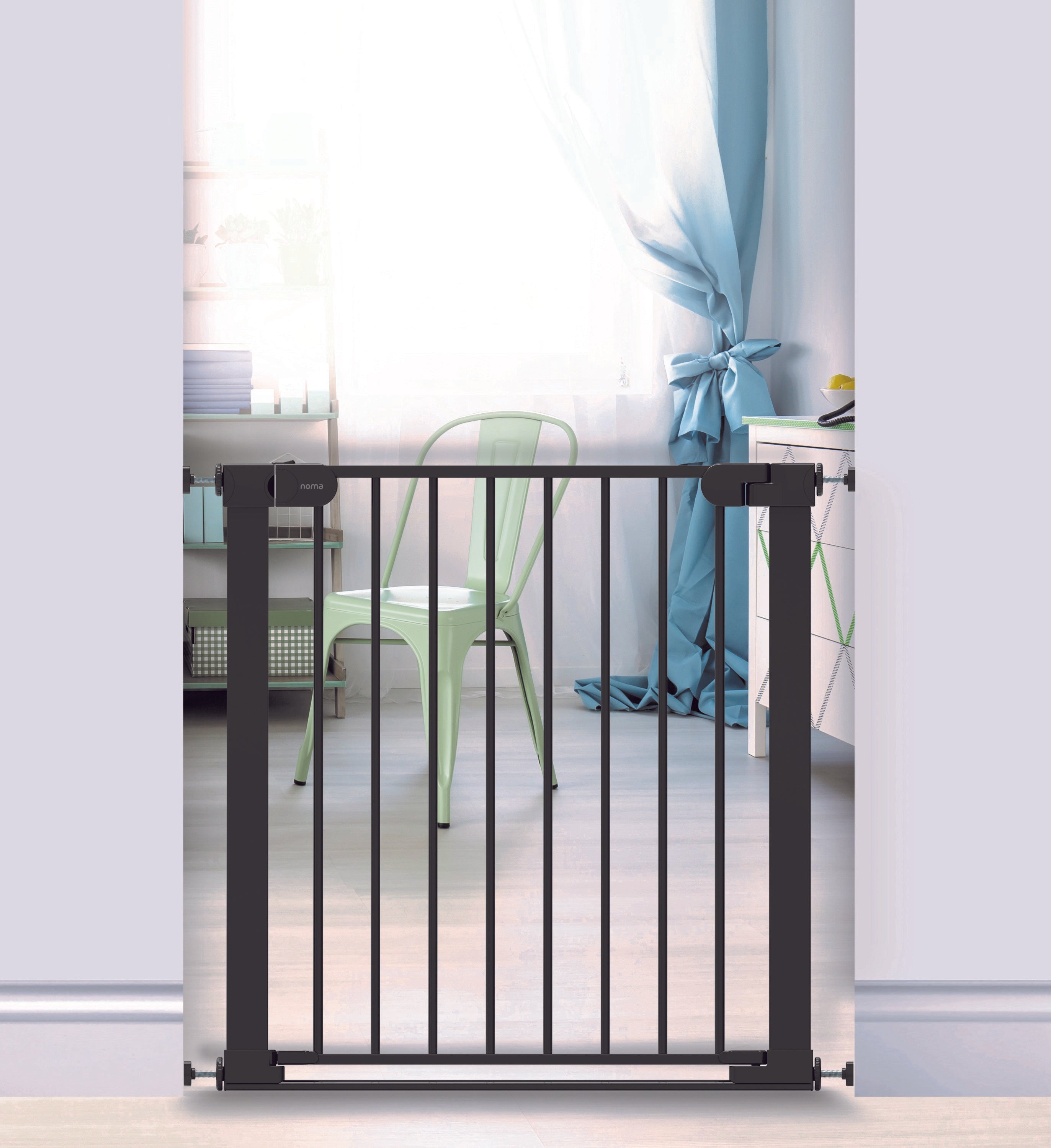 Babylo Flat Bar Safety Gate - Black