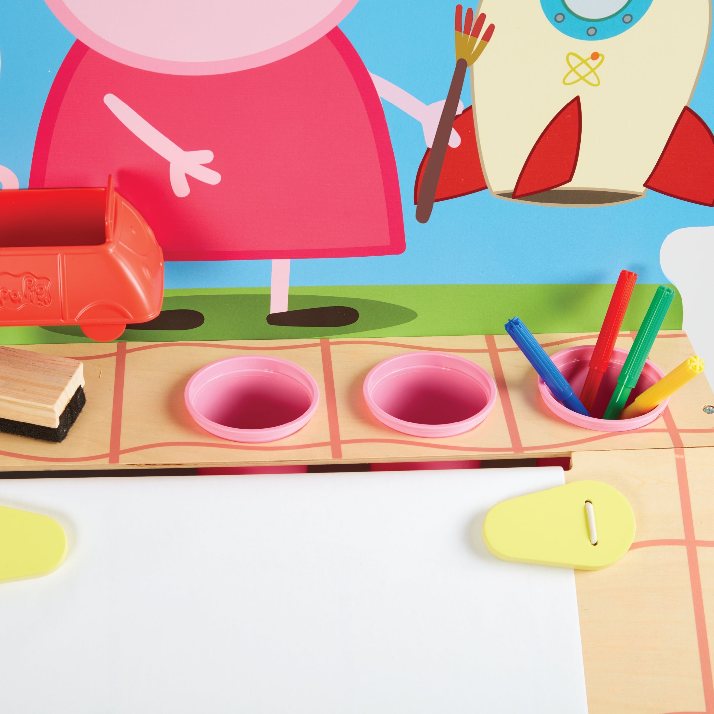 Peppa Pig Wooden Easel