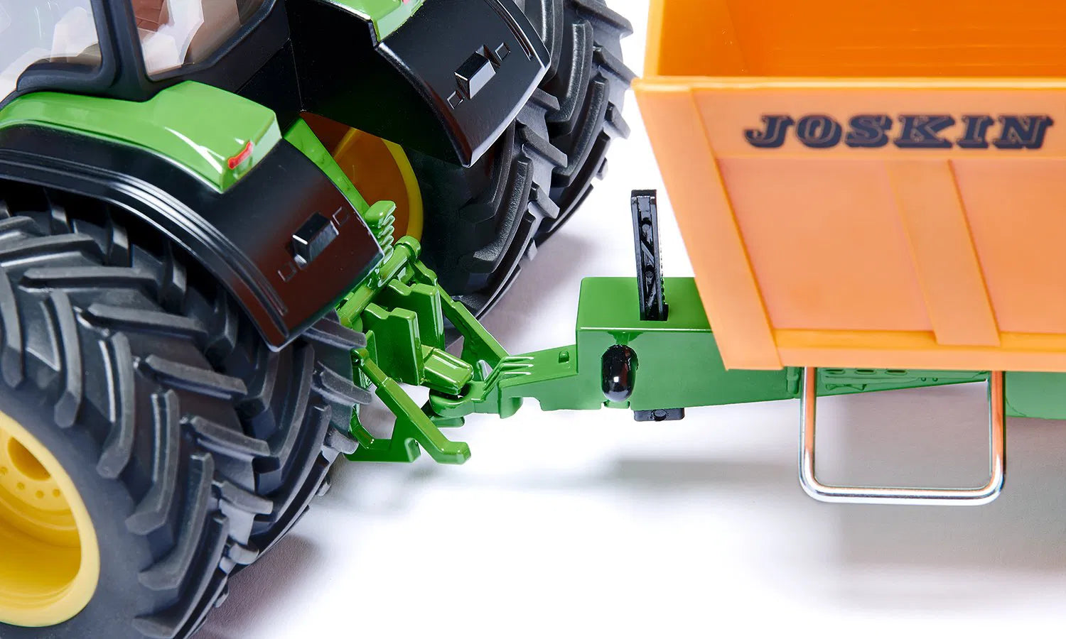 Siku 1:32 John Deere 8R 410 With Double Tyres